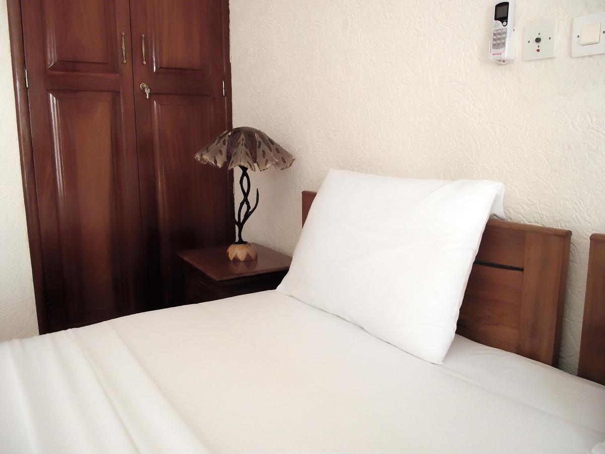 Hotel Ghis Palace Baguida Exterior photo