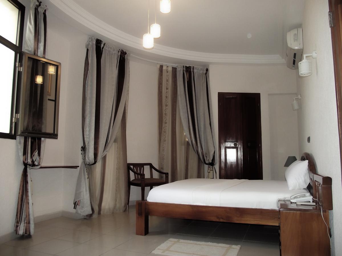 Hotel Ghis Palace Baguida Exterior photo
