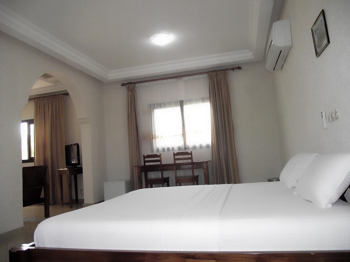 Hotel Ghis Palace Baguida Exterior photo
