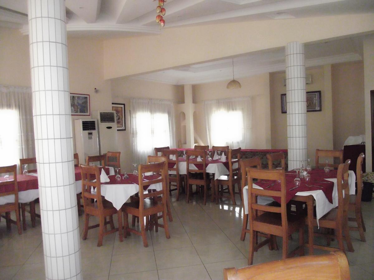 Hotel Ghis Palace Baguida Exterior photo